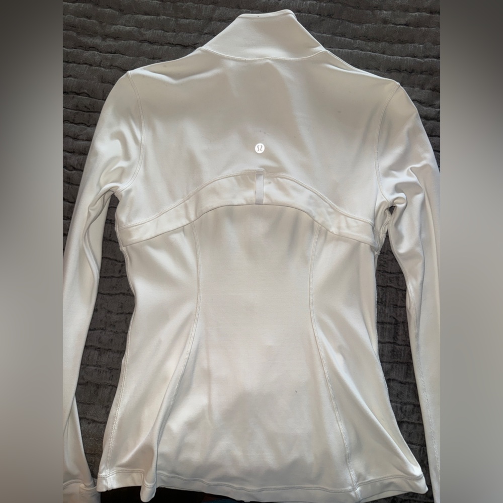 White Lululemon Define Jacket Nulu Size 6-worn once - Picture 4 of 4